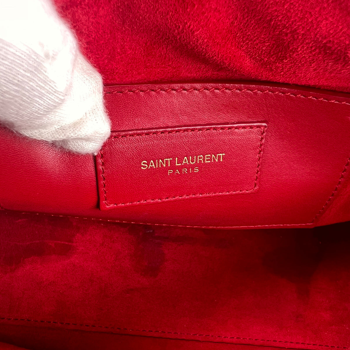 Saint Laurent Red Shoulder Bags A-18924