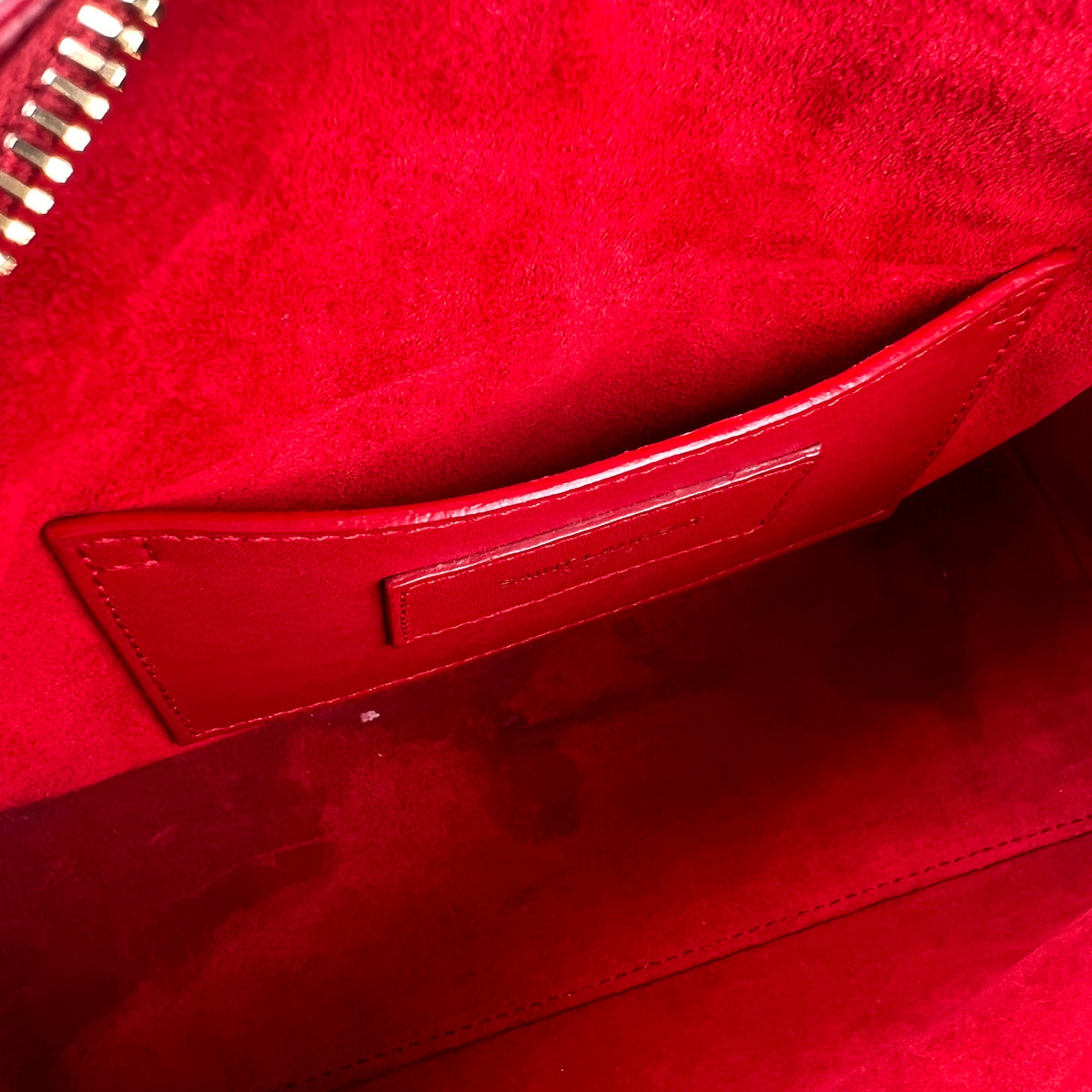Saint Laurent Red Shoulder Bags A-18924