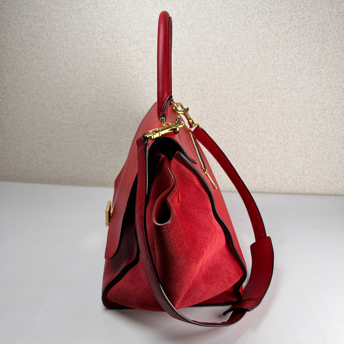 Celine Red Tote Bags A-18928