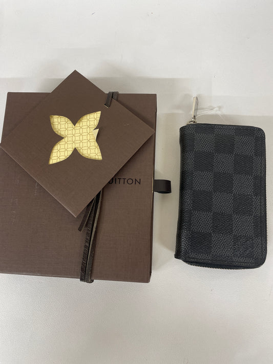 Louis Vuitton Black Wallets A-18945