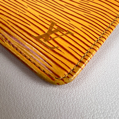 Louis Vuitton Yellow Wallets A-18946