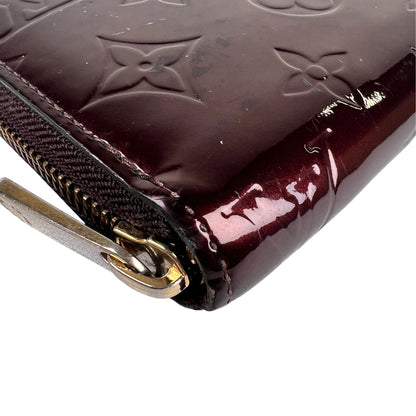 Louis Vuitton Bordeaux Wallets A-18953