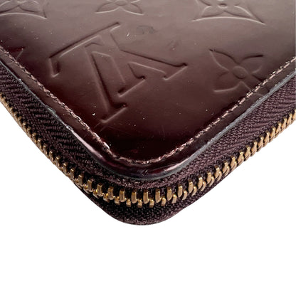 Louis Vuitton Bordeaux Wallets A-18953
