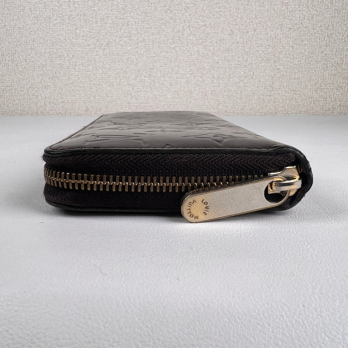Louis Vuitton Bordeaux Wallets A-18953