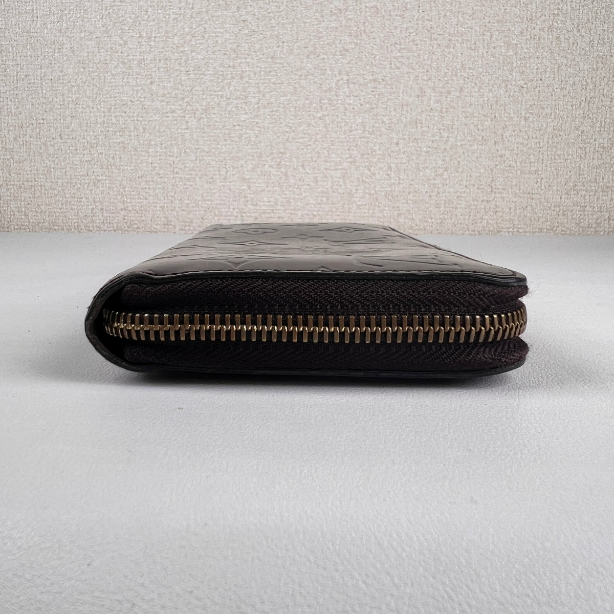 Louis Vuitton Bordeaux Wallets A-18953