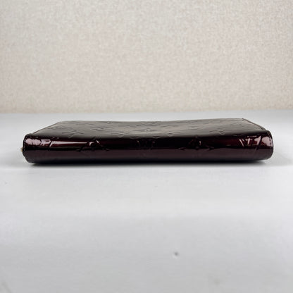 Louis Vuitton Bordeaux Wallets A-18953