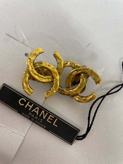 Chanel Gold Earrings A-18955