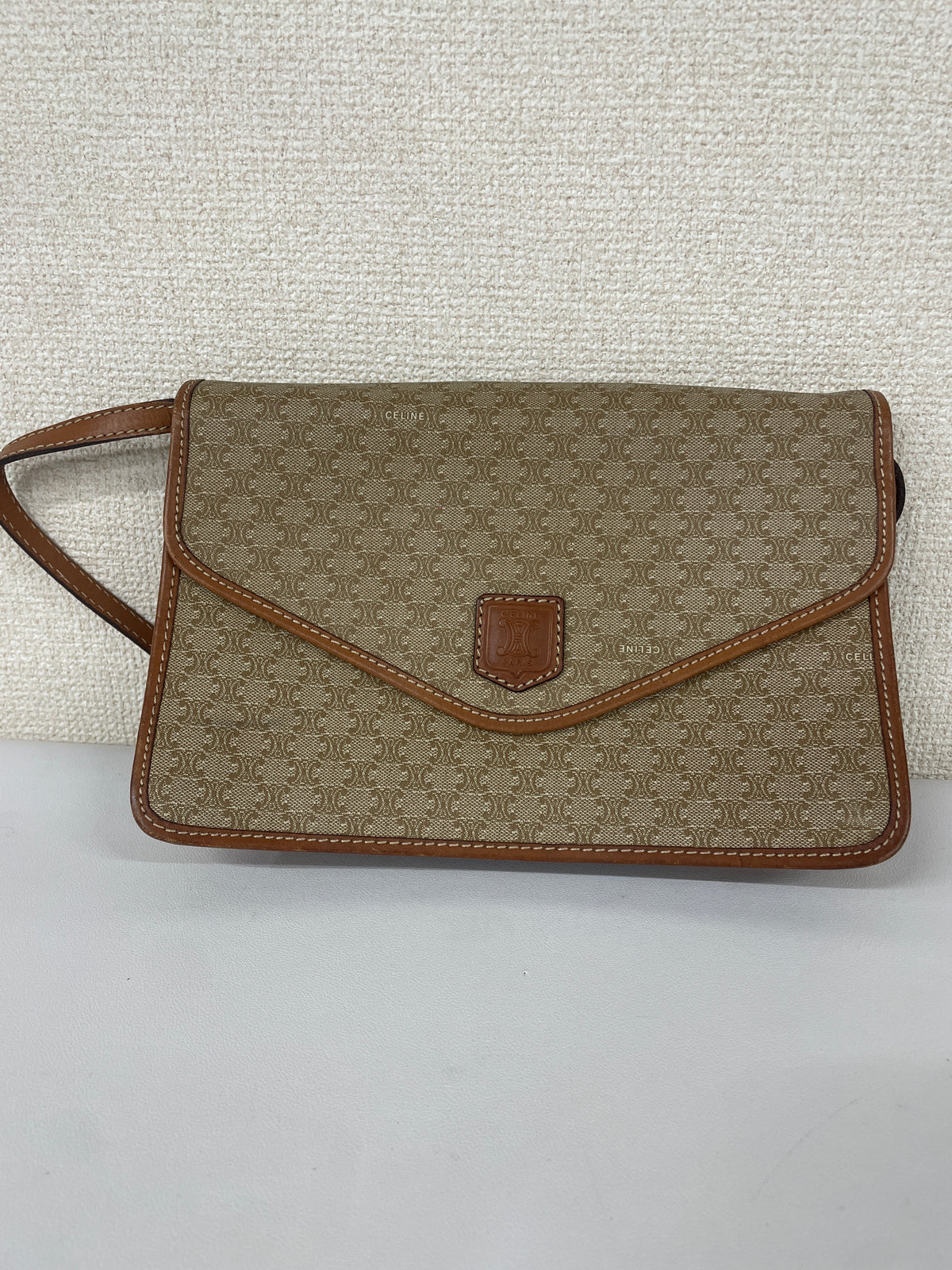 Celine Brown Shoulder Bags A-18958