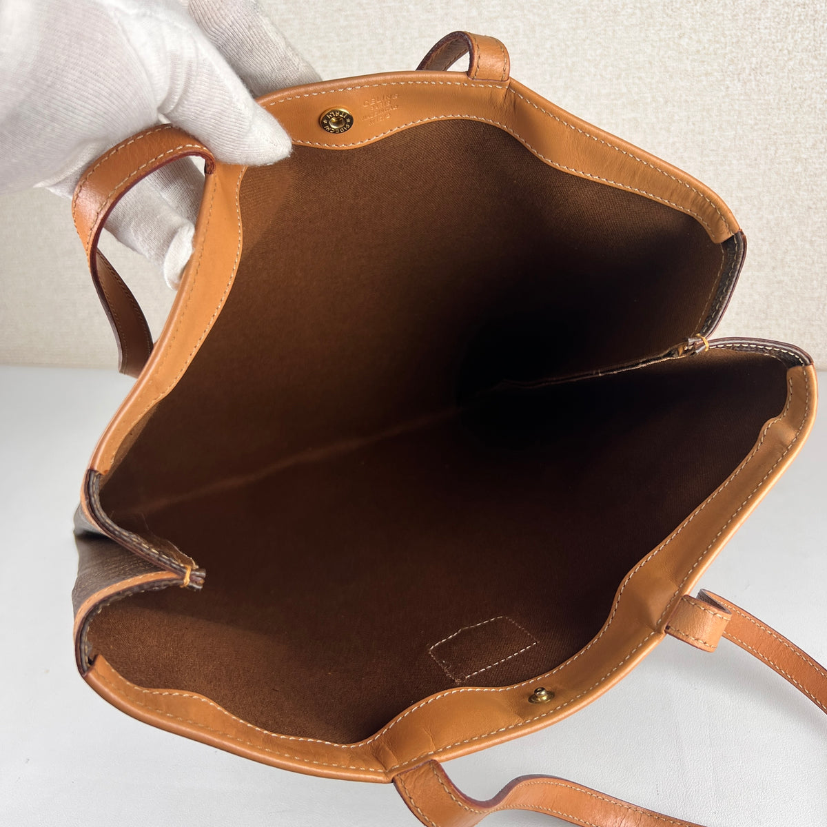 Celine Brown Handle Bags A-18959