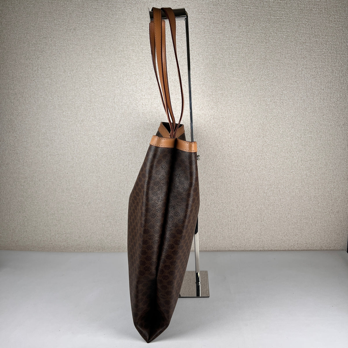 Celine Brown Handle Bags A-18959