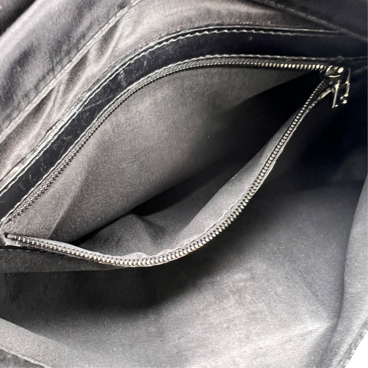 Fendi Tote Bags A-18962