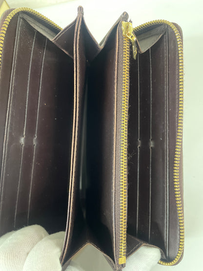 Louis Vuitton Bordeaux Wallets A-18965