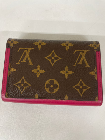 Louis Vuitton Brown Wallets A-18968