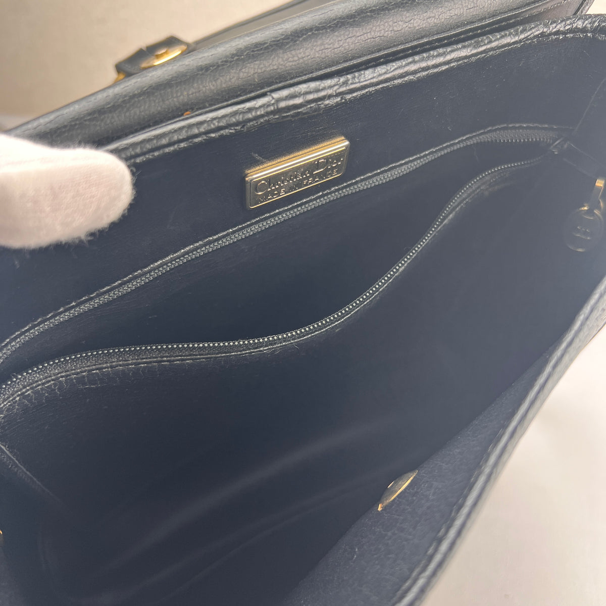 Dior Black Shoulder Bags A-18971