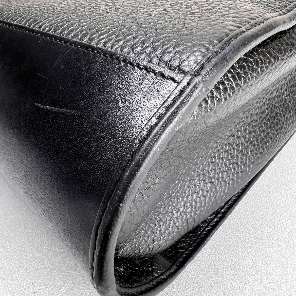 Dior Black Shoulder Bags A-18971