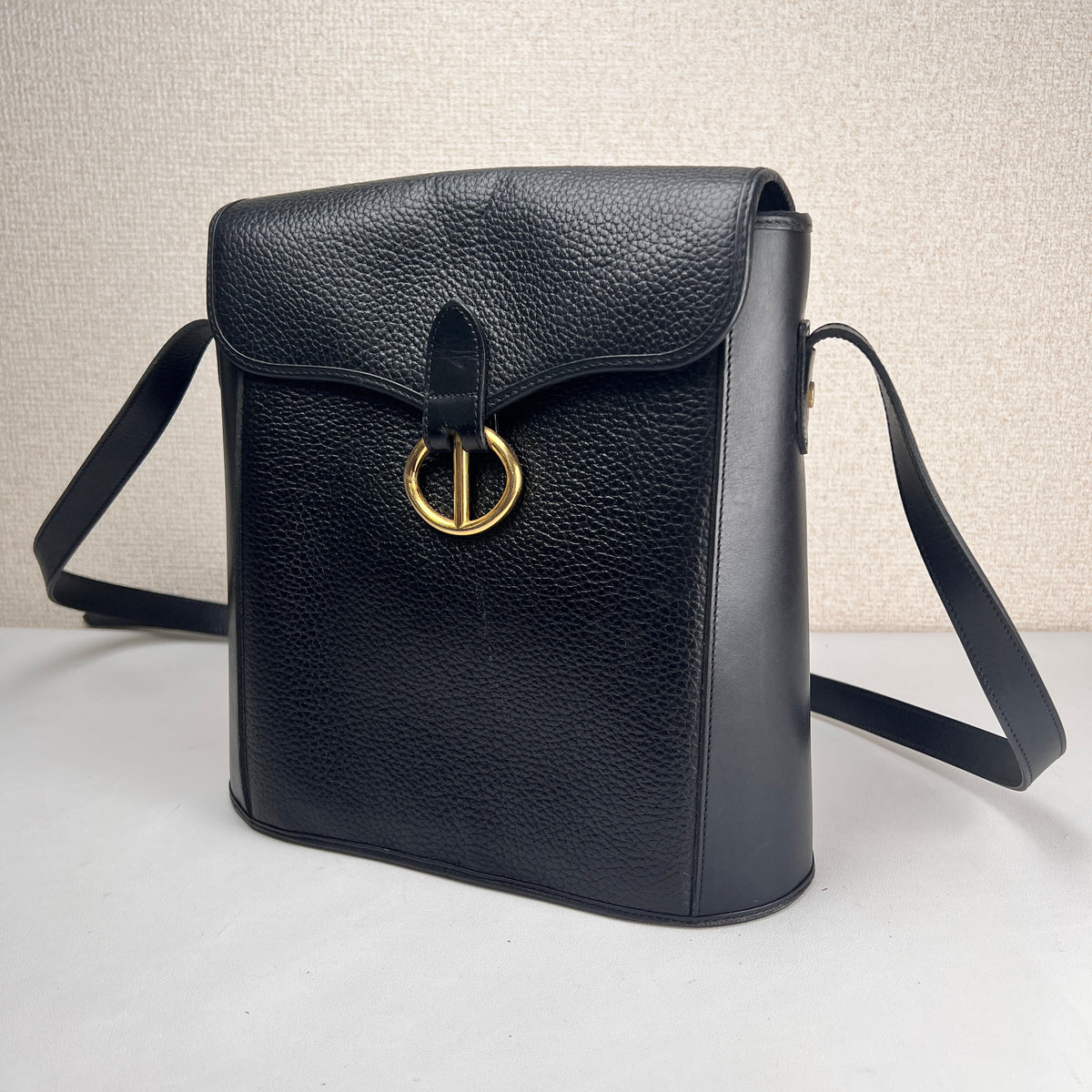 Dior Black Shoulder Bags A-18971
