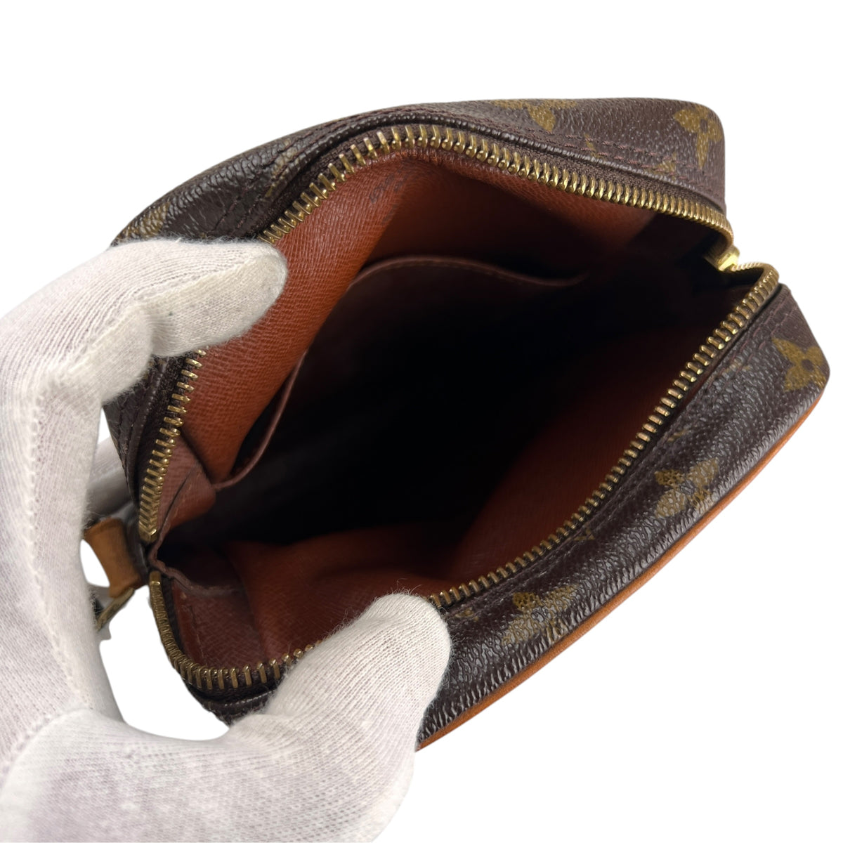 Louis Vuitton Brown Shoulder Bags A-18972