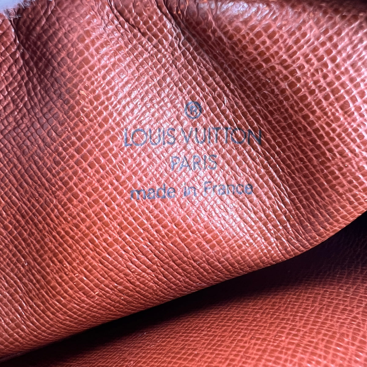 Louis Vuitton Brown Shoulder Bags A-18972