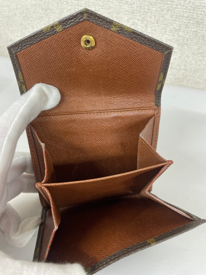 Louis Vuitton Brown Wallets A-18973