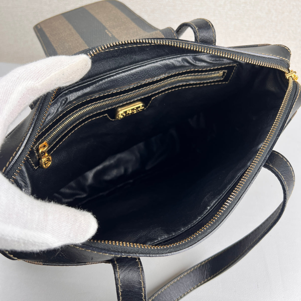 Fendi Handle Bags A-18980