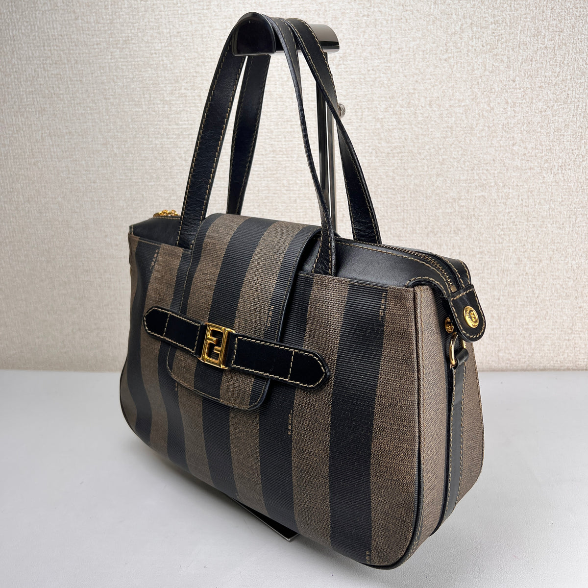 Fendi Handle Bags A-18980
