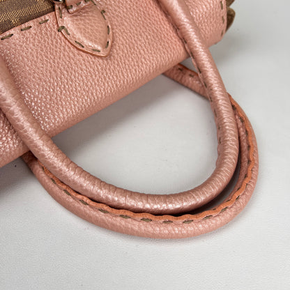 Fendi Pink Tote Bags A-18998