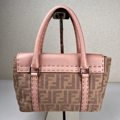 Fendi Pink Tote Bags A-18998