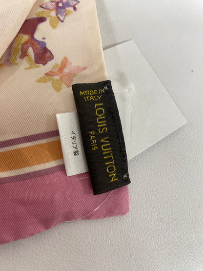 Louis Vuitton Pink Scarves A-18999