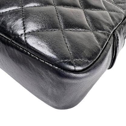 Chanel Black Shoulder Bags A-19003