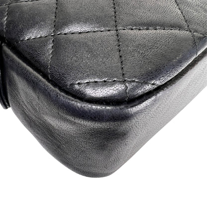 Chanel Black Shoulder Bags A-19003