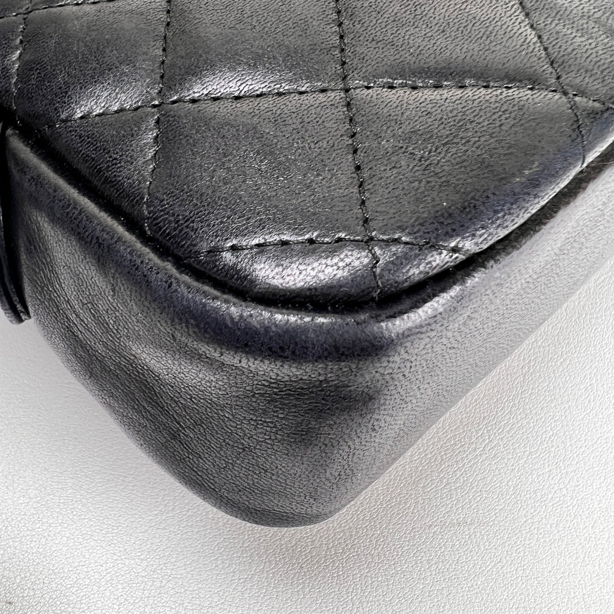 Chanel Black Shoulder Bags A-19003