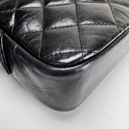 Chanel Black Shoulder Bags A-19003
