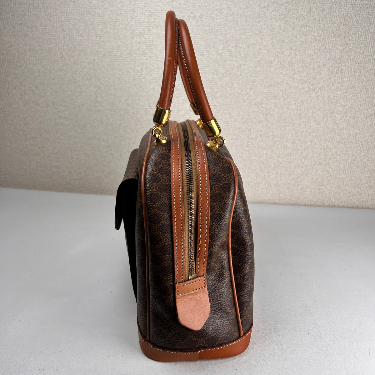 Celine Brown Handle Bags A-19007