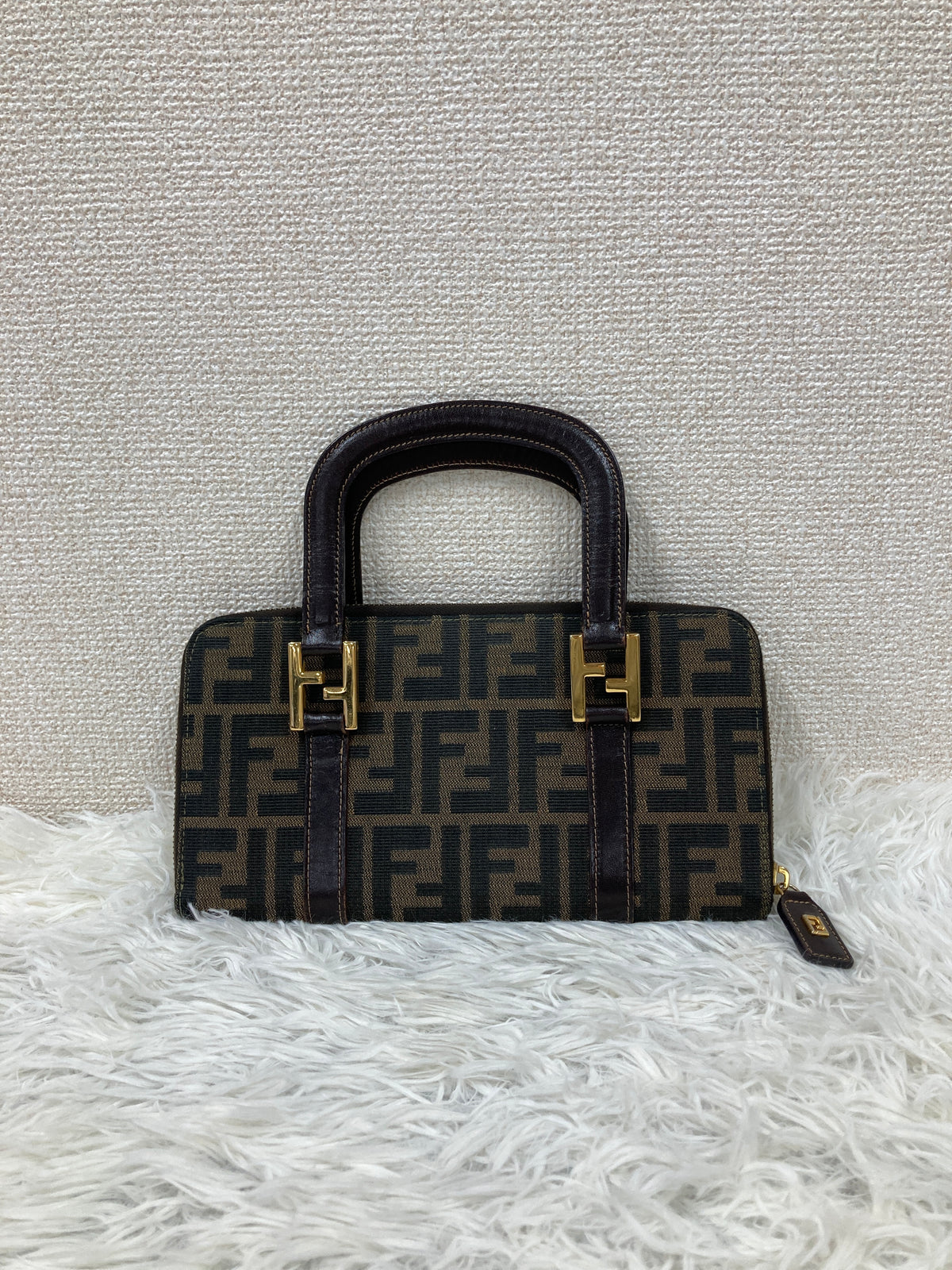Fendi Brown Handle Bags A-19012