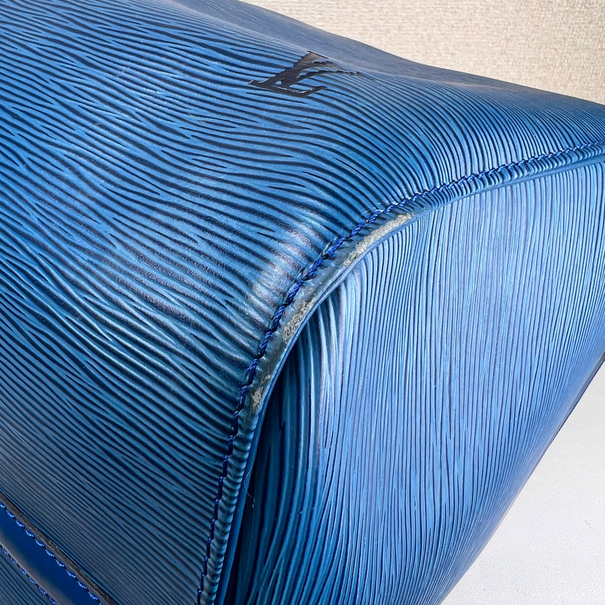 Louis Vuitton Blue Travel Bags A-19013