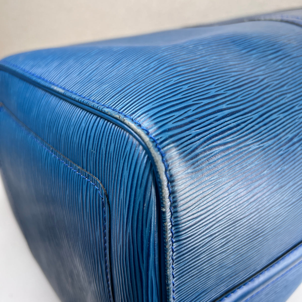 Louis Vuitton Blue Travel Bags A-19013