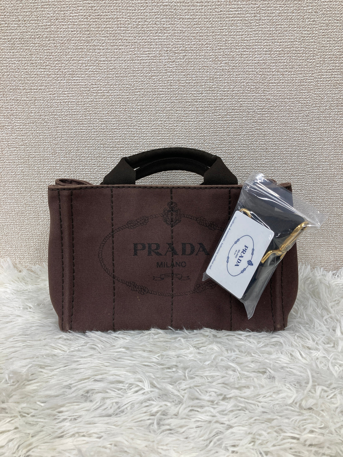 Prada Bordeaux Tote Bags A-19015