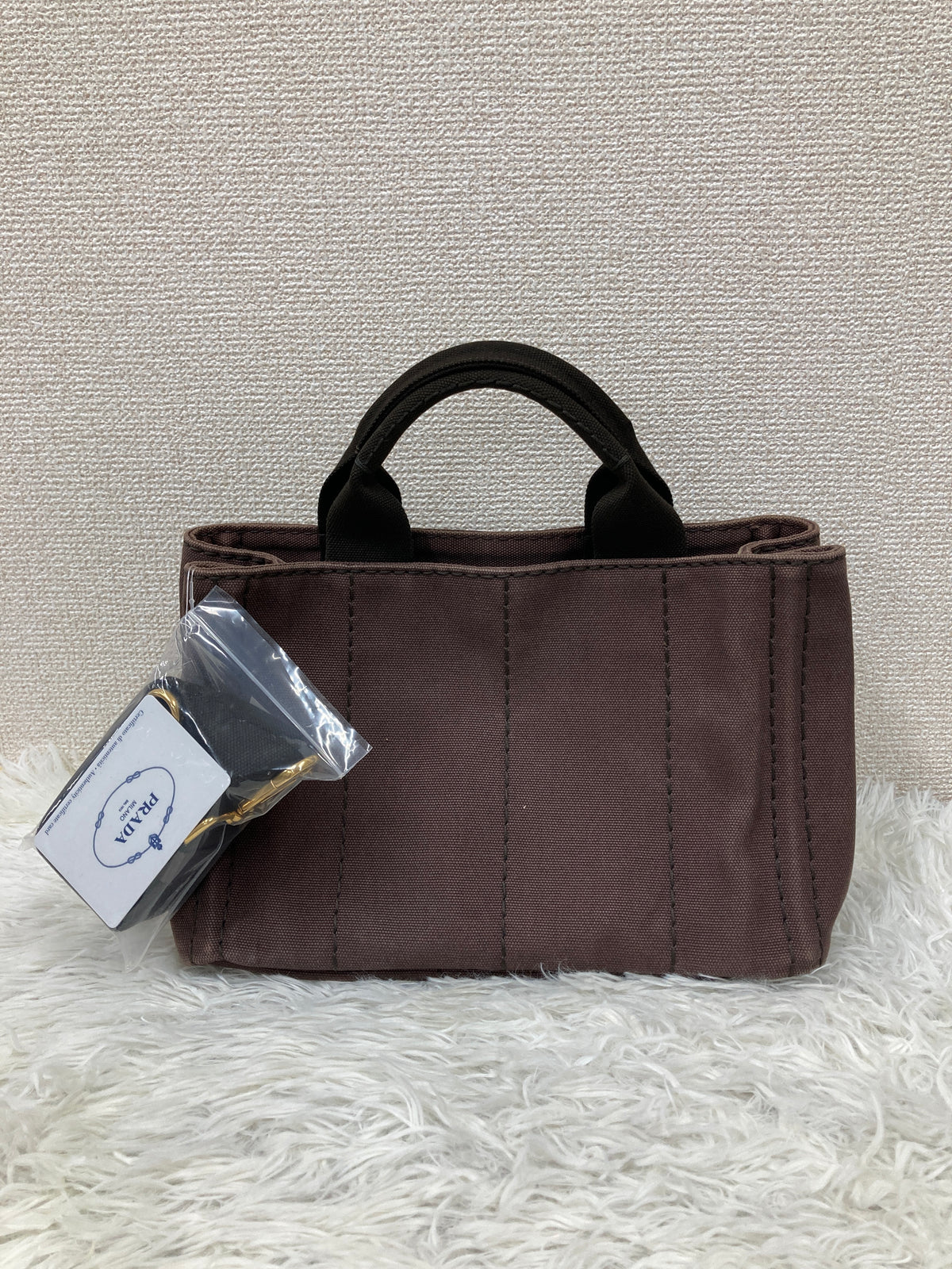 Prada Bordeaux Tote Bags A-19015