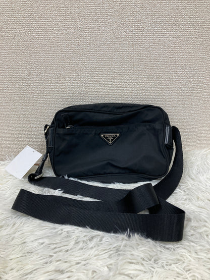 Prada Black Shoulder Bags A-19016