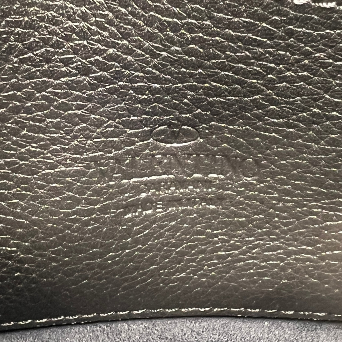 Valentino Black Shoulder Bags A-19018