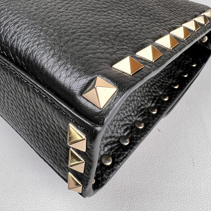 Valentino Black Shoulder Bags A-19018