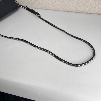 Valentino Black Shoulder Bags A-19018