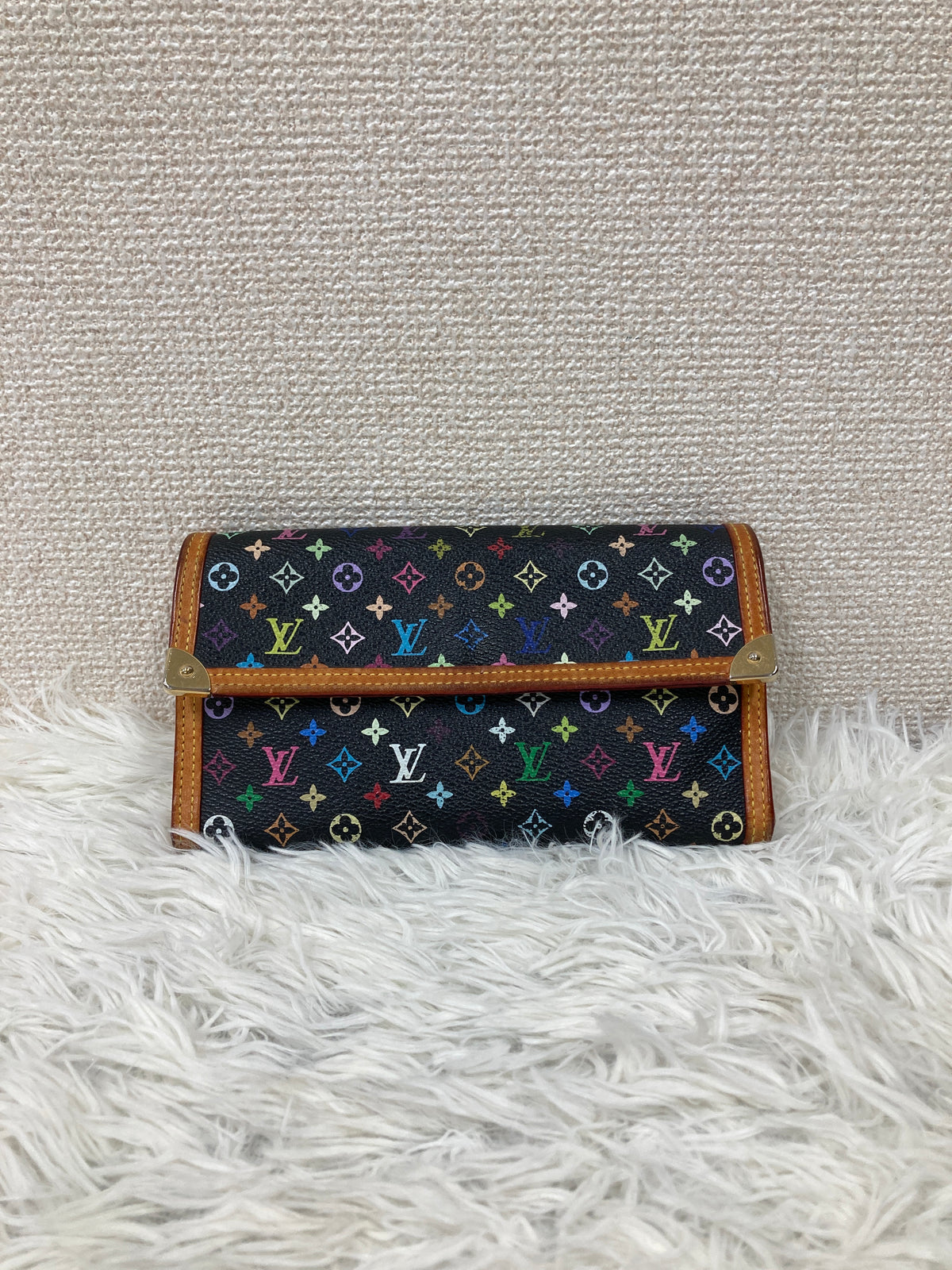 Louis Vuitton Multicolor Wallets A-19024