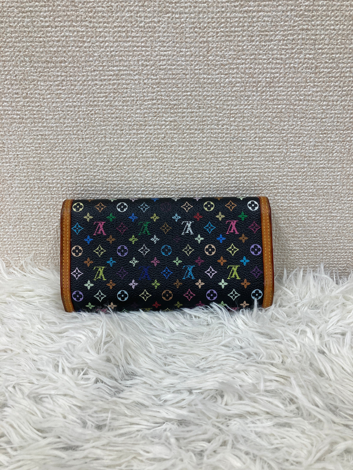Louis Vuitton Multicolor Wallets A-19024