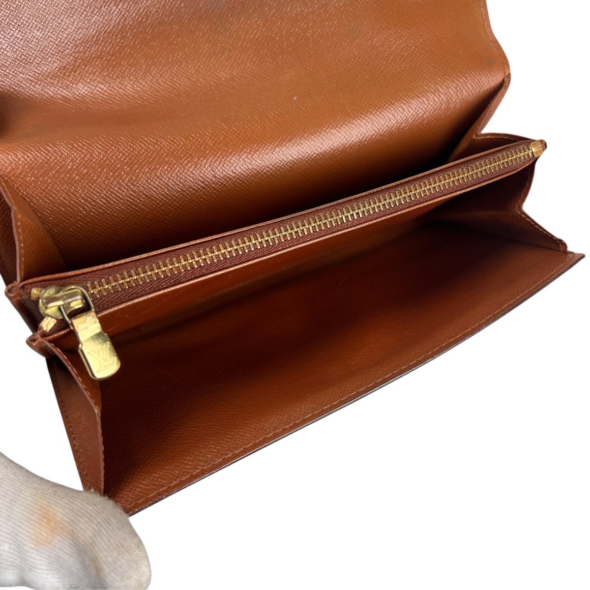 Louis Vuitton Brown Pouches A-19026