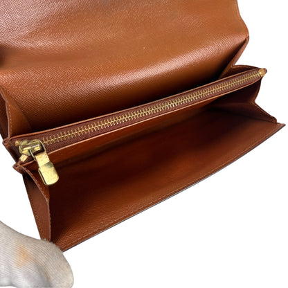 Louis Vuitton Brown Pouches A-19026