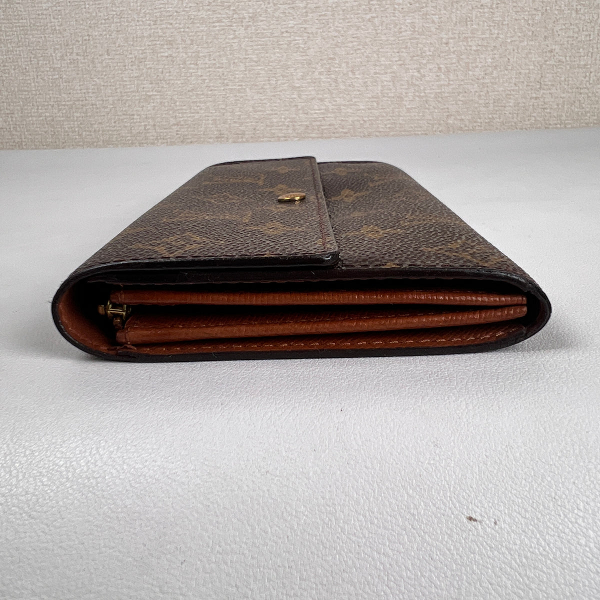 Louis Vuitton Brown Pouches A-19026