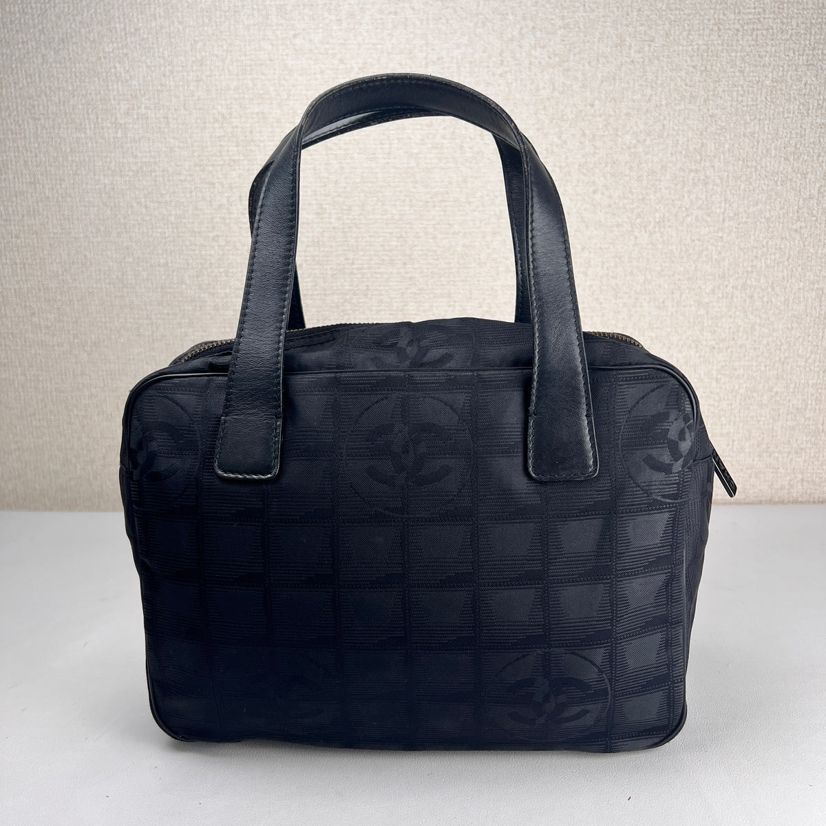 Chanel Black Handle Bags A-19034