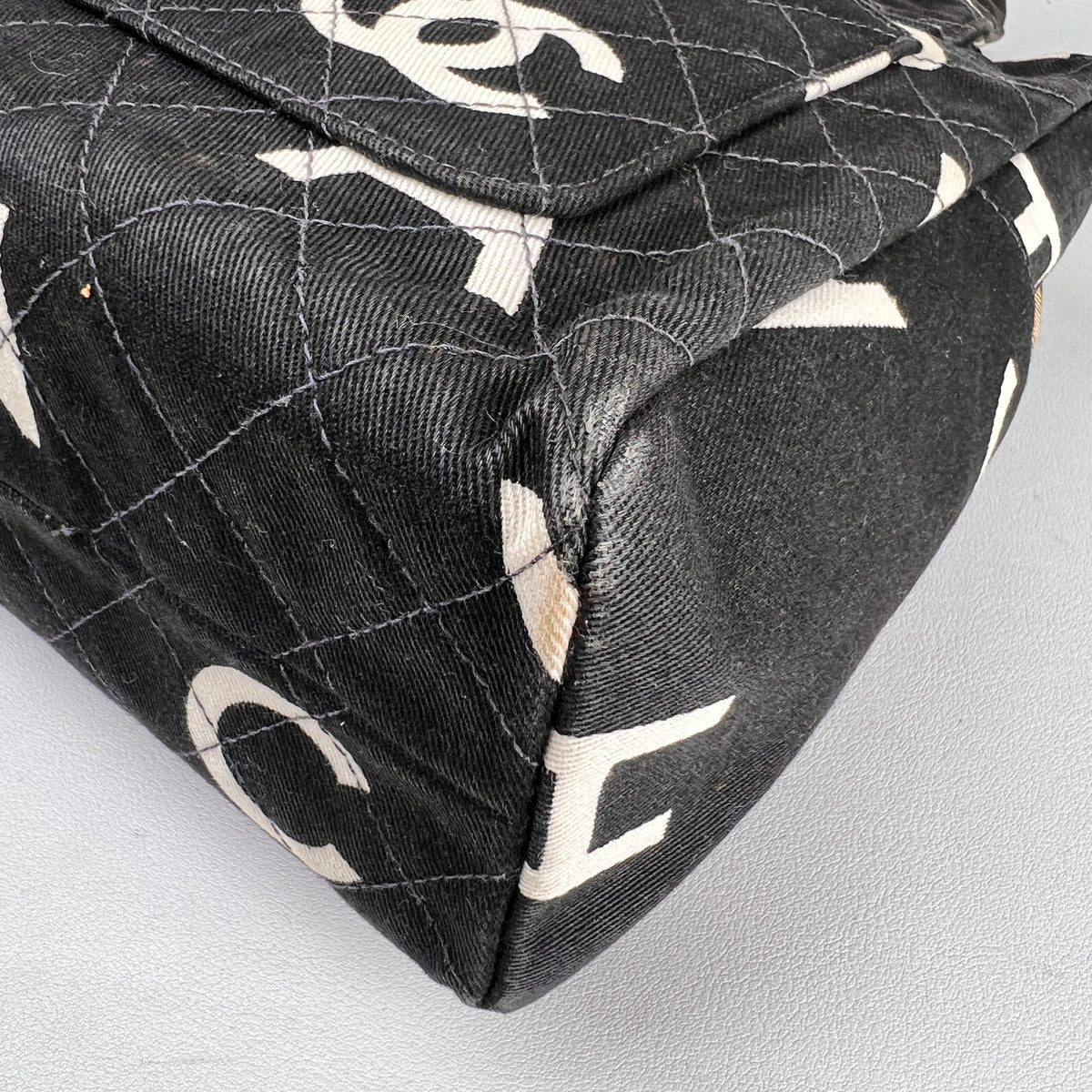Chanel Black Handle Bags A-19035
