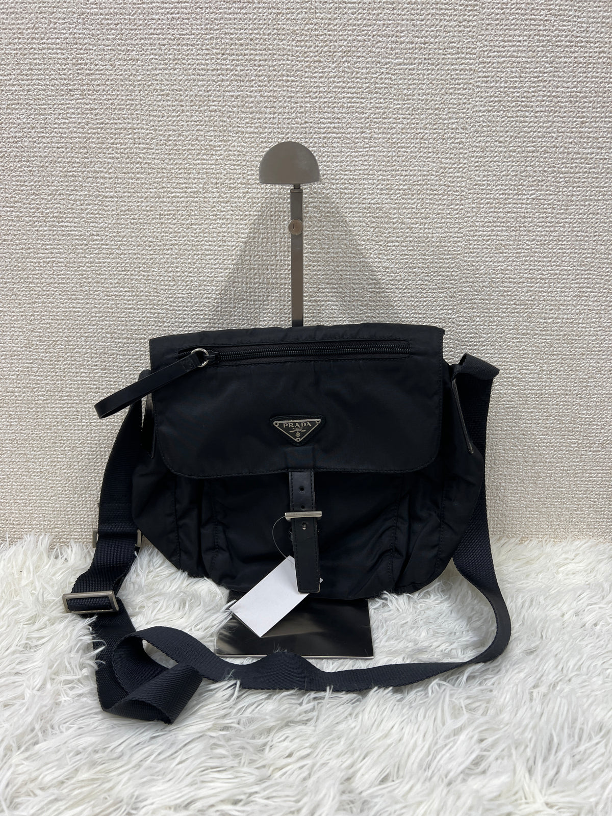 Prada Black Shoulder Bags A-19044